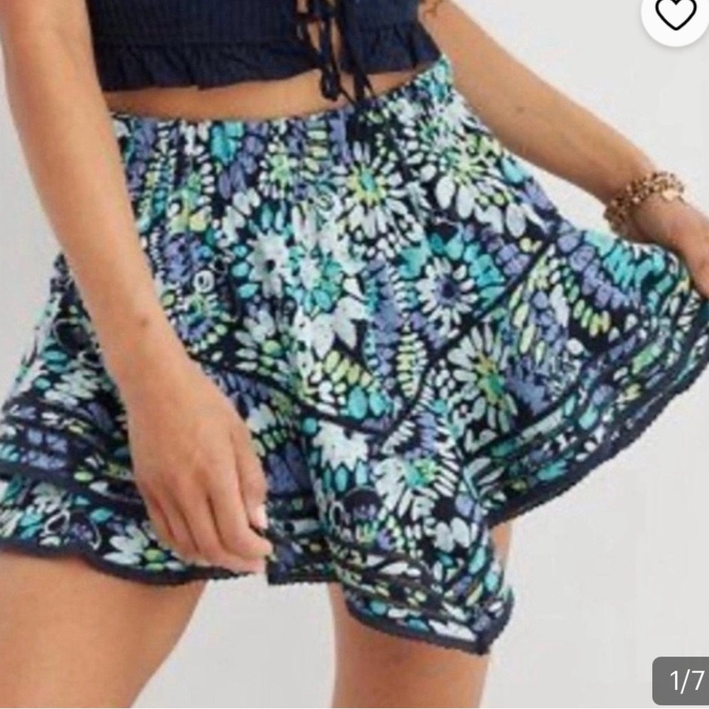 BNWT aerie Navy Floral Mini Skirt with Teal & White Pattern